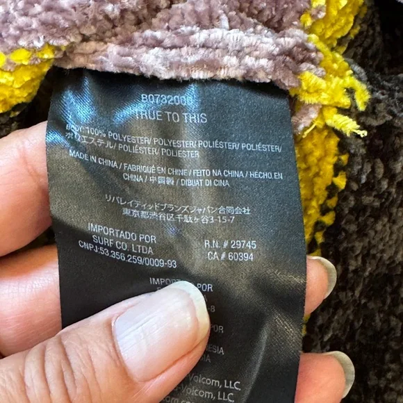 Volcom Black and Yellow Crewneck Sweater with Bold Stripes - Small - Super Soft - Picture 3 of 4